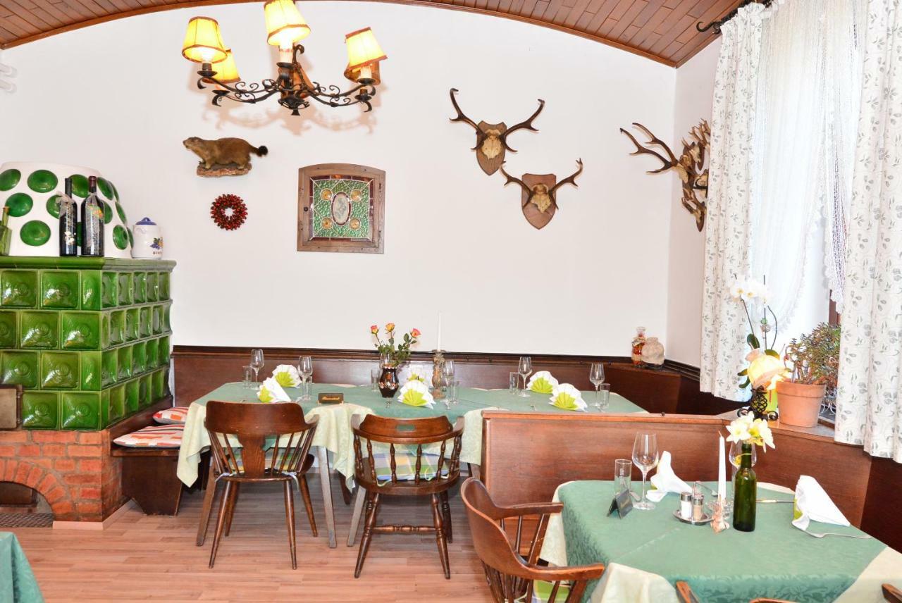 Gasthof Wagner Restaurant-Pension Halbenrain Exterior photo